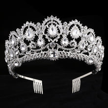 Load image into Gallery viewer, Luxury bridal tiara with big crystal