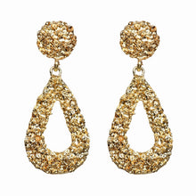 Load image into Gallery viewer, Stud earrings for brides