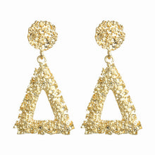 Load image into Gallery viewer, Stud earrings for brides