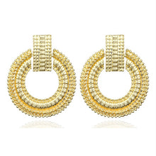 Load image into Gallery viewer, Stud earrings for brides