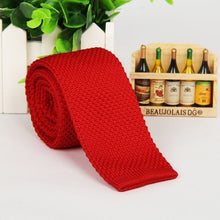 Load image into Gallery viewer, 5.5 cm knit skinny tie