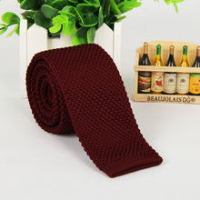 Load image into Gallery viewer, 5.5 cm knit skinny tie