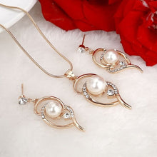 Load image into Gallery viewer, Elegant pearl bridal jewelry set