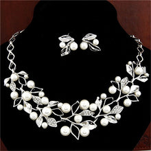Load image into Gallery viewer, Elegant pearl bridal jewelry set
