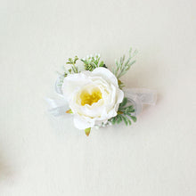 Load image into Gallery viewer, Boutonnieres - White Pink Silk Roses