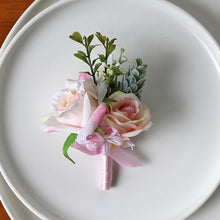 Load image into Gallery viewer, Wedding Boutonniere/Corsages