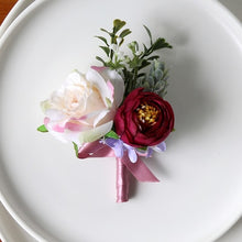 Load image into Gallery viewer, Wedding Boutonniere/Corsages