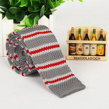 Load image into Gallery viewer, 5.5 cm knit skinny tie