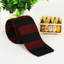 Load image into Gallery viewer, 5.5 cm knit skinny tie